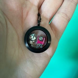 Origami owl necklace